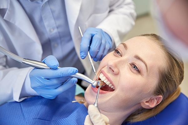 What Happens During a Deep Dental Cleaning